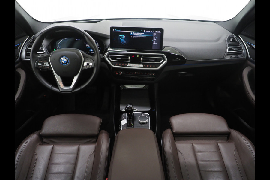 BMW X3 xDrive30e LCI High Executive | Panoramadak | Sportstoelen | Head Up | 360 | Keyless | Carplay | Trekhaak