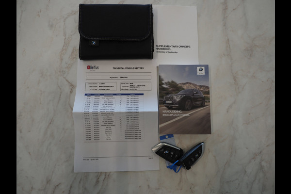 BMW X3 xDrive30e LCI High Executive | Panoramadak | Sportstoelen | Head Up | 360 | Keyless | Carplay | Trekhaak
