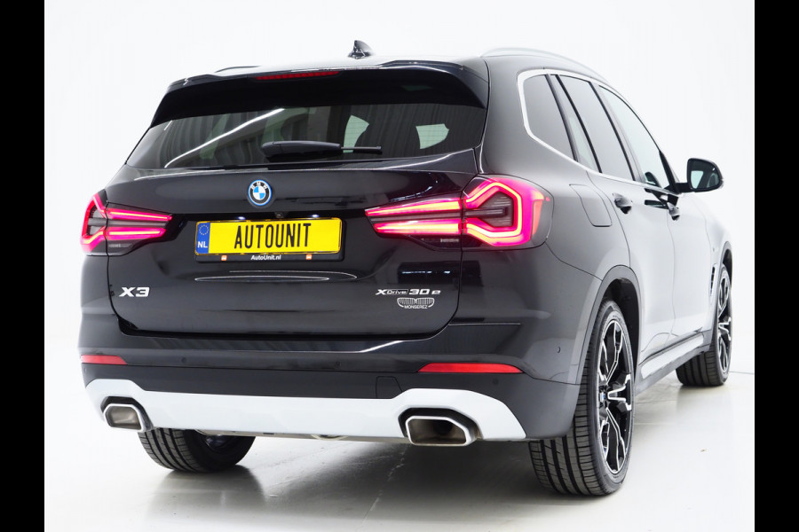 BMW X3 xDrive30e LCI High Executive | Panoramadak | Sportstoelen | Head Up | 360 | Keyless | Carplay | Trekhaak
