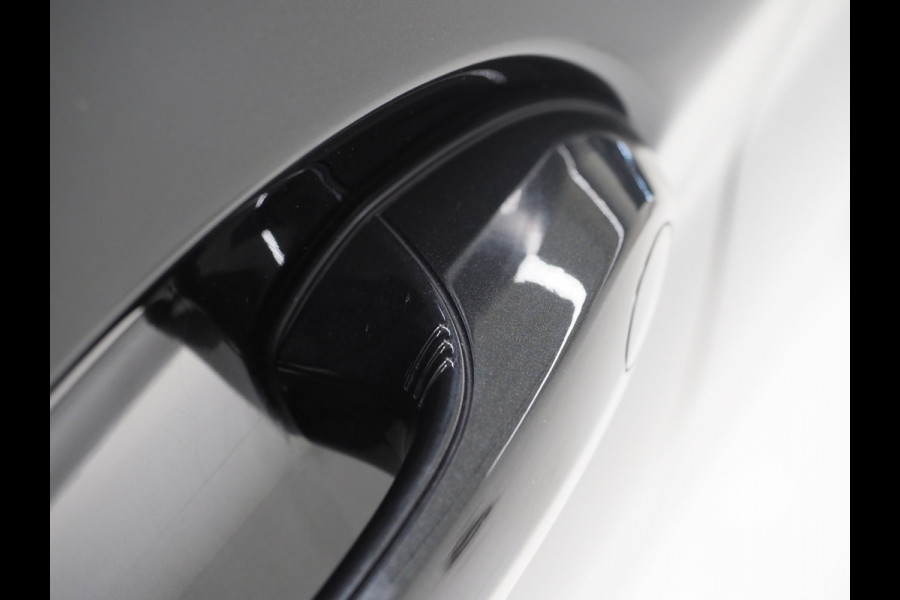 BMW X3 xDrive30e LCI High Executive | Panoramadak | Sportstoelen | Head Up | 360 | Keyless | Carplay | Trekhaak