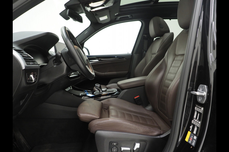 BMW X3 xDrive30e LCI High Executive | Panoramadak | Sportstoelen | Head Up | 360 | Keyless | Carplay | Trekhaak