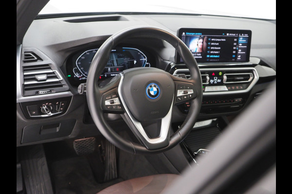 BMW X3 xDrive30e LCI High Executive | Panoramadak | Sportstoelen | Head Up | 360 | Keyless | Carplay | Trekhaak