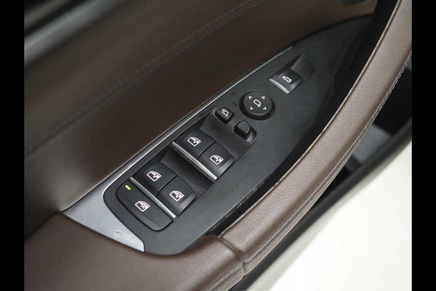 BMW X3 xDrive30e LCI High Executive | Panoramadak | Sportstoelen | Head Up | 360 | Keyless | Carplay | Trekhaak