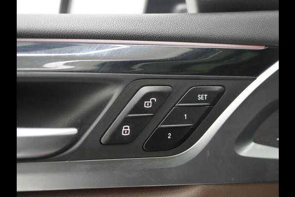 BMW X3 xDrive30e LCI High Executive | Panoramadak | Sportstoelen | Head Up | 360 | Keyless | Carplay | Trekhaak