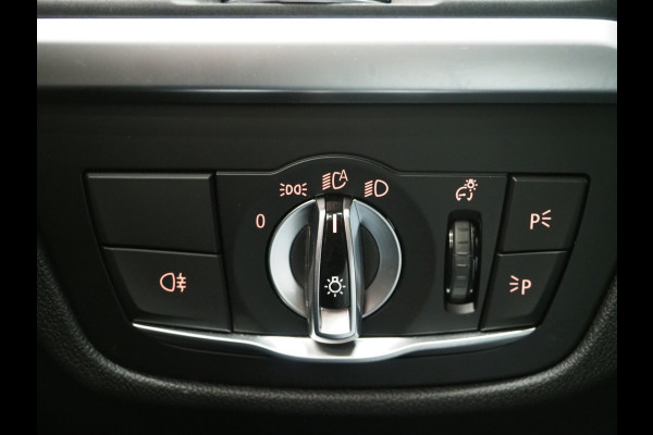 BMW X3 xDrive30e LCI High Executive | Panoramadak | Sportstoelen | Head Up | 360 | Keyless | Carplay | Trekhaak
