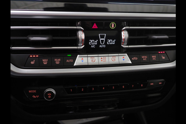 BMW X3 xDrive30e LCI High Executive | Panoramadak | Sportstoelen | Head Up | 360 | Keyless | Carplay | Trekhaak