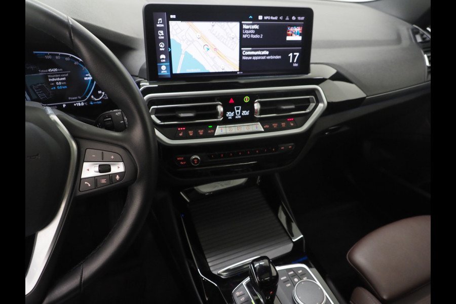 BMW X3 xDrive30e LCI High Executive | Panoramadak | Sportstoelen | Head Up | 360 | Keyless | Carplay | Trekhaak