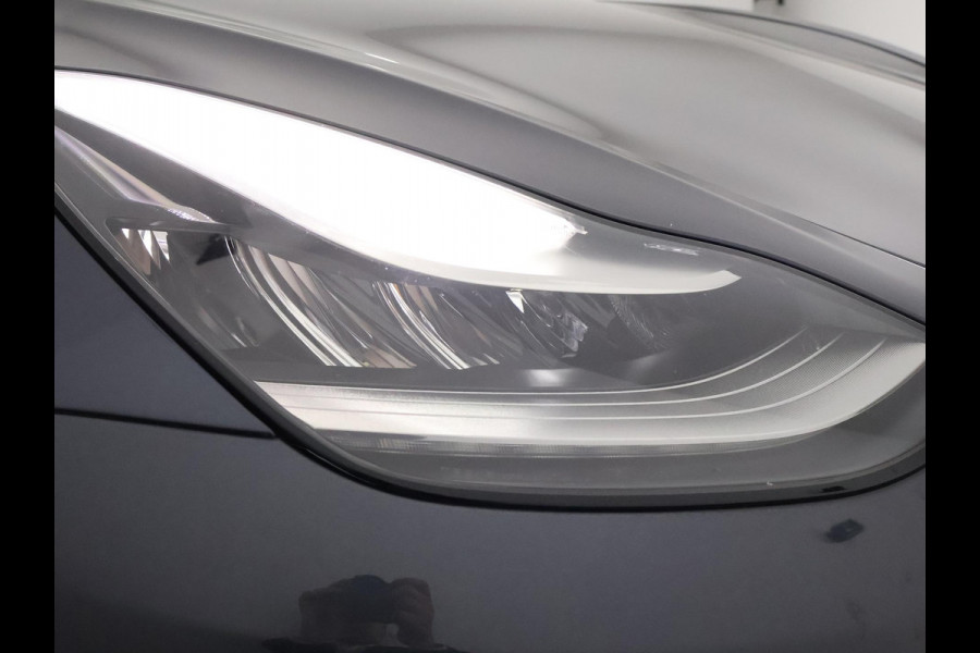 Tesla Model 3 STD RANGE-PLUS 239 PK ACCUTEST 86 %! 1e EIG. LEDER INTERIEUR. SLECHTS 81.000 KM TOT 2 JAAR GARANTIE