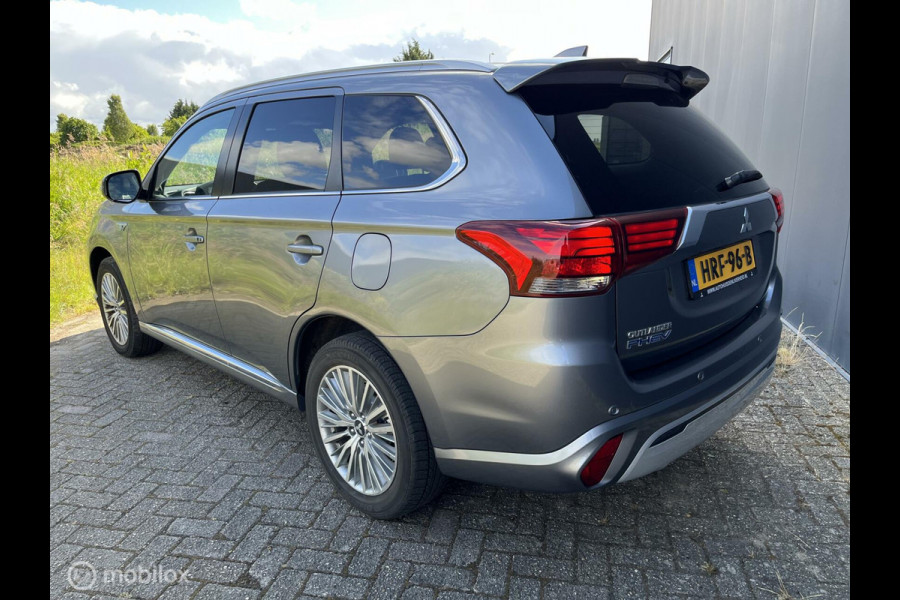 Mitsubishi Outlander 2.4 PHEV Instyle|Leder|Carplay