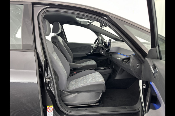 Volkswagen ID.3 First 58 kWh (INCL-BTW) *ADAPTIVE-CRUISE | FULL-LED | NAVI-FULLMAP | DIGI-COCKPIT | HEATED-COMFORT-SEATS | DAB+ | AMBIENT-LIGHT | MICROFIBRE | ECC | IQ-DRIVE | PDC | 18''ALU *