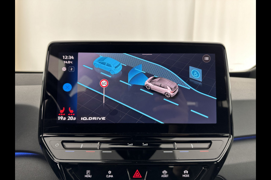 Volkswagen ID.3 First 58 kWh (INCL-BTW) *ADAPTIVE-CRUISE | FULL-LED | NAVI-FULLMAP | DIGI-COCKPIT | HEATED-COMFORT-SEATS | DAB+ | AMBIENT-LIGHT | MICROFIBRE | ECC | IQ-DRIVE | PDC | 18''ALU *