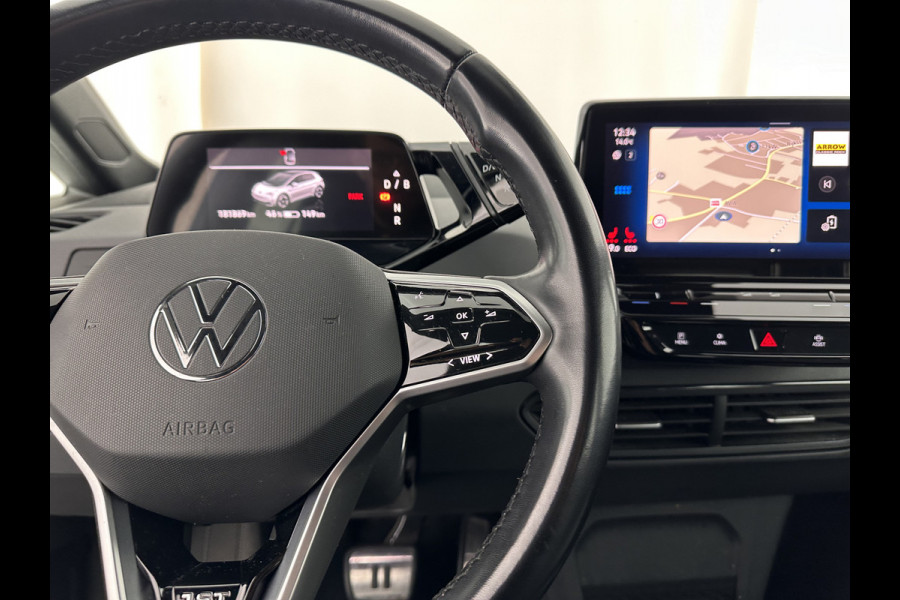 Volkswagen ID.3 First 58 kWh (INCL-BTW) *ADAPTIVE-CRUISE | FULL-LED | NAVI-FULLMAP | DIGI-COCKPIT | HEATED-COMFORT-SEATS | DAB+ | AMBIENT-LIGHT | MICROFIBRE | ECC | IQ-DRIVE | PDC | 18''ALU *