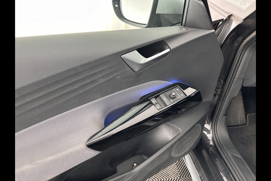 Volkswagen ID.3 First 58 kWh (INCL-BTW) *ADAPTIVE-CRUISE | FULL-LED | NAVI-FULLMAP | DIGI-COCKPIT | HEATED-COMFORT-SEATS | DAB+ | AMBIENT-LIGHT | MICROFIBRE | ECC | IQ-DRIVE | PDC | 18''ALU *