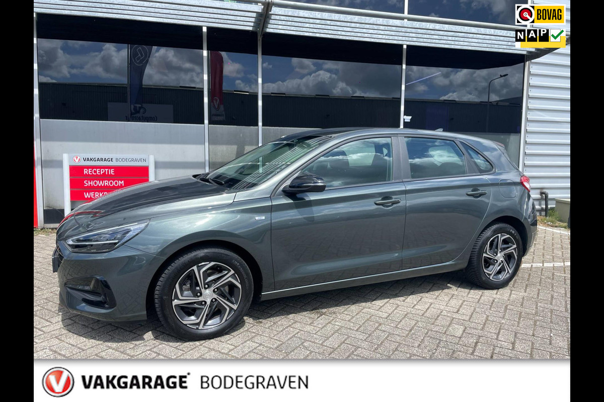 Hyundai i30 1.0 T-GDi MHEV Comfort Smart / camera / navigatie Hyundai i30 1.0 T-GDi MHEV Comfort Smart / camera / navigatie