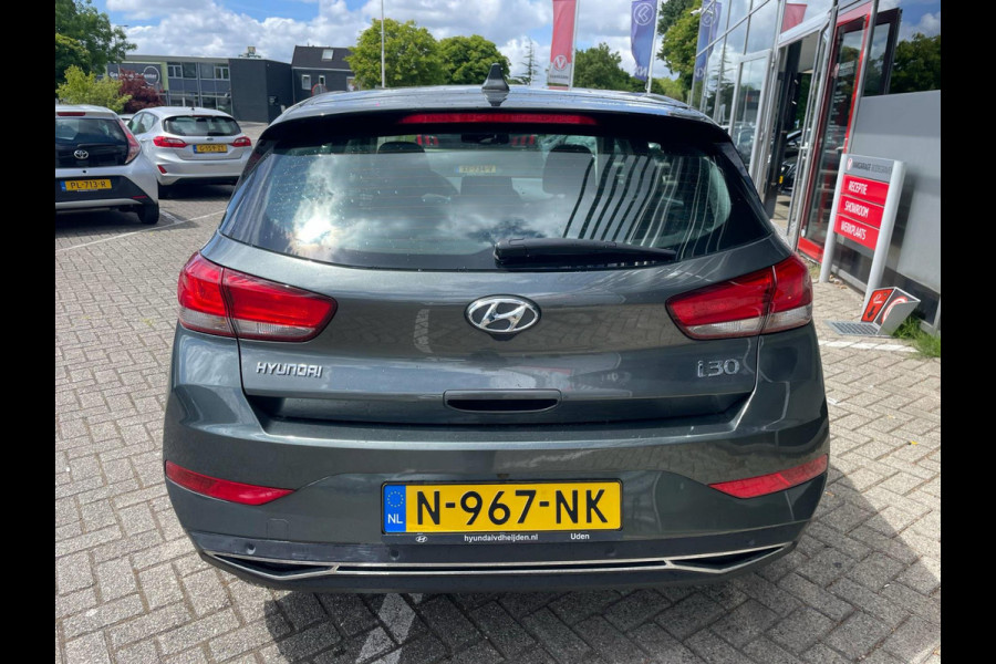 Hyundai i30 1.0 T-GDi MHEV Comfort Smart / camera / navigatie