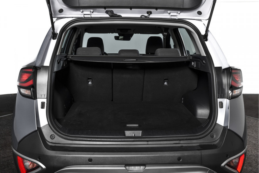 Kia Sportage 1.6 T-GDi MHEV 160 PK DynamicLine - Automaat | Dig. Cockpit | Adapt. Cruise | Stuur-+Stuurverw. | PDC | Camera | NAV + App. Connect | ECC | LM 17" | 1983