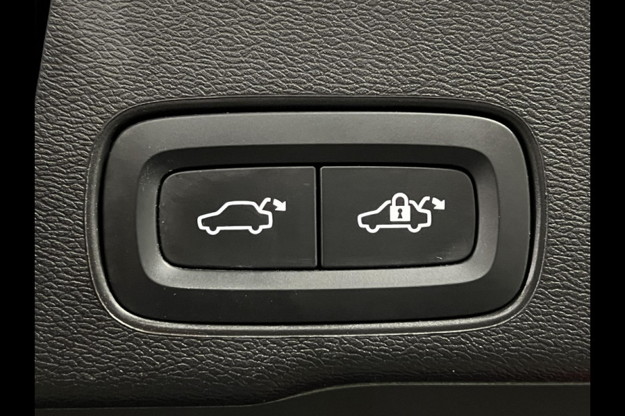 Volvo XC60 2.0 T6 Plug-in hybrid AWD R-Design Open dak | Harman/Kardon | Trekhaak | Adapt. Cruise c. | Keyless