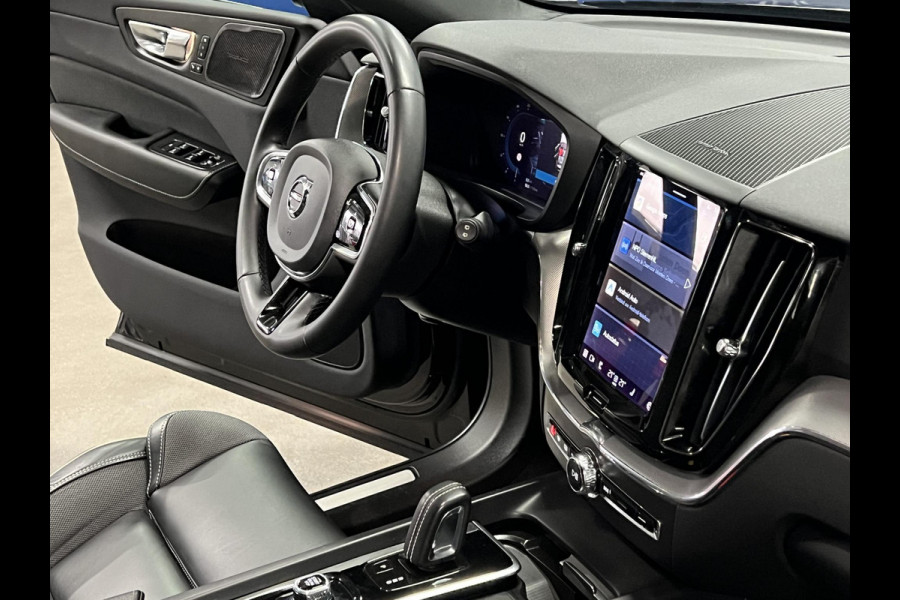 Volvo XC60 2.0 T6 Plug-in hybrid AWD R-Design Open dak | Harman/Kardon | Trekhaak | Adapt. Cruise c. | Keyless