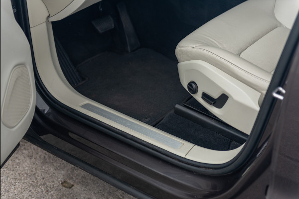Volvo XC60 T6 Aut. LongRange Inscription Leder Parkeercamera 350pk