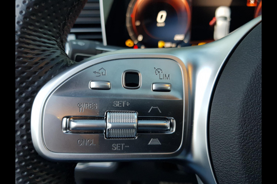 Mercedes-Benz GLE 350 e Plugin-Hybrid | 4MATIC | AMG Widescreen Panoramadak Navigatie Climate Control Extra getint Glas Lichtmetalen Velgen 20"