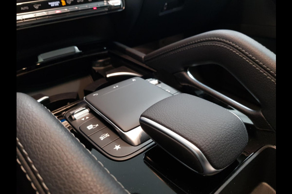 Mercedes-Benz GLE 350 e Plugin-Hybrid | 4MATIC | AMG Widescreen Panoramadak Navigatie Climate Control Extra getint Glas Lichtmetalen Velgen 20"