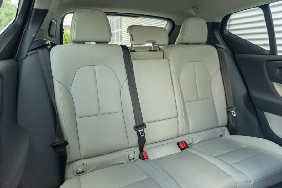 Volvo XC40 T4 Aut. Plug-In Hybrid Inscription Leder Parkeercamera 211pk