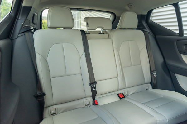 Volvo XC40 T4 Aut. Plug-In Hybrid Inscription Leder Parkeercamera 211pk
