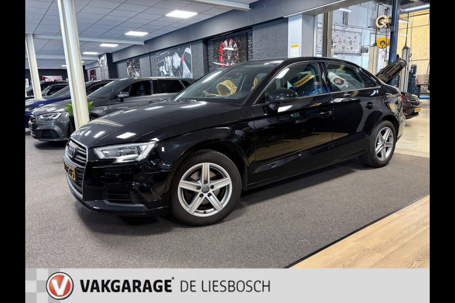 Audi A3 Limousine 1.0 TFSI / Navigatie / trekhaak / pdc v+a / stoelverwarming