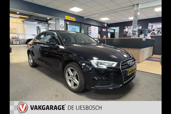Audi A3 Limousine 1.0 TFSI / Navigatie / trekhaak / pdc v+a / stoelverwarming
