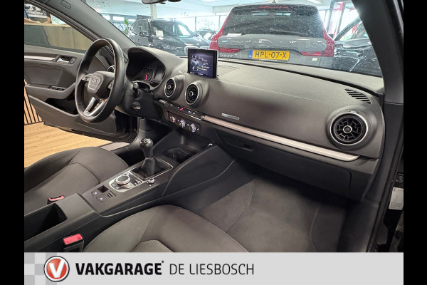 Audi A3 Limousine 1.0 TFSI / Navigatie / trekhaak / pdc v+a / stoelverwarming