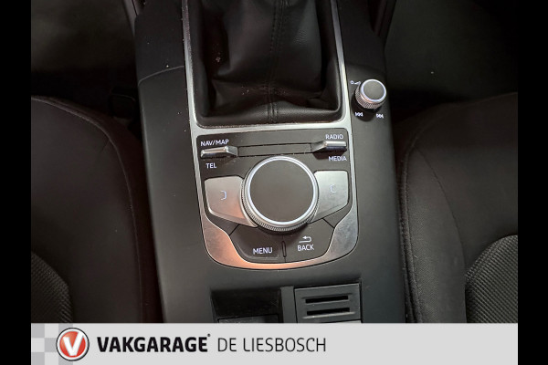 Audi A3 Limousine 1.0 TFSI / Navigatie / trekhaak / pdc v+a / stoelverwarming