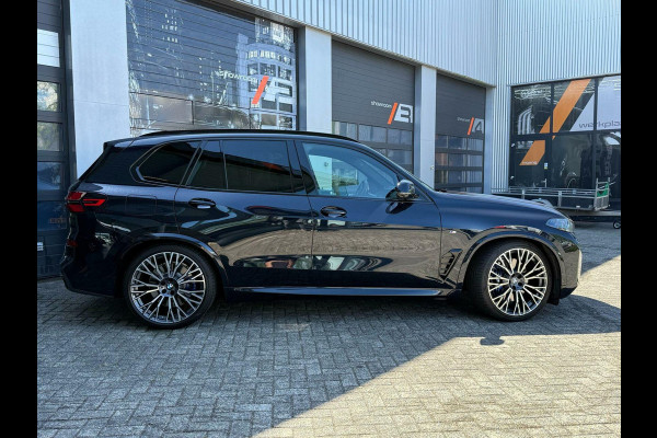 BMW X5 xDrive50e| M PACK PRO| Carbon zwart|22inch performance velg.