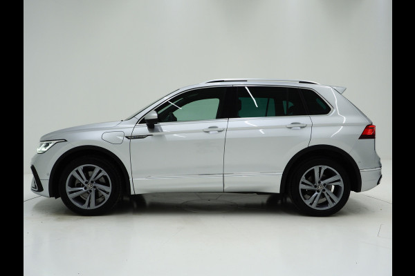 Volkswagen Tiguan 1.4 TSI eHybrid R-Line Exclusive | Panoramadak | Leder | Head Up | 360 | Adaptive Cruise | Carplay