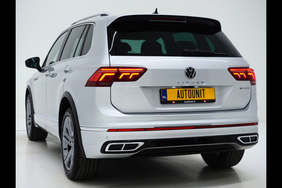 Volkswagen Tiguan 1.4 TSI eHybrid R-Line Exclusive | Panoramadak | Leder | Head Up | 360 | Adaptive Cruise | Carplay
