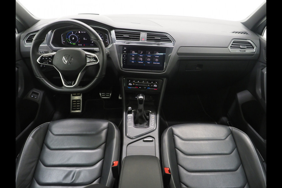 Volkswagen Tiguan 1.4 TSI eHybrid R-Line Exclusive | Panoramadak | Leder | Head Up | 360 | Adaptive Cruise | Carplay