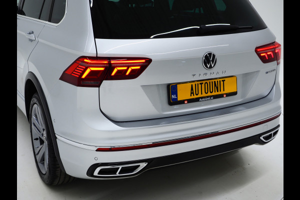 Volkswagen Tiguan 1.4 TSI eHybrid R-Line Exclusive | Panoramadak | Leder | Head Up | 360 | Adaptive Cruise | Carplay