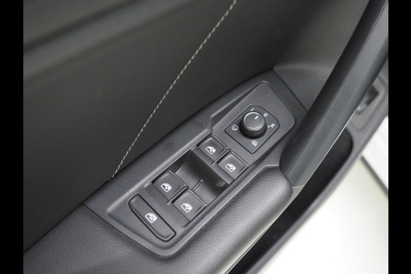Volkswagen Tiguan 1.4 TSI eHybrid R-Line Exclusive | Panoramadak | Leder | Head Up | 360 | Adaptive Cruise | Carplay