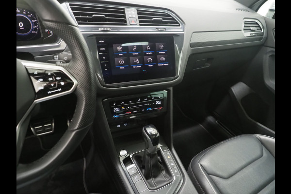 Volkswagen Tiguan 1.4 TSI eHybrid R-Line Exclusive | Panoramadak | Leder | Head Up | 360 | Adaptive Cruise | Carplay