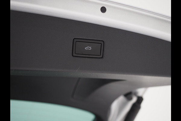Volkswagen Tiguan 1.4 TSI eHybrid R-Line Exclusive | Panoramadak | Leder | Head Up | 360 | Adaptive Cruise | Carplay
