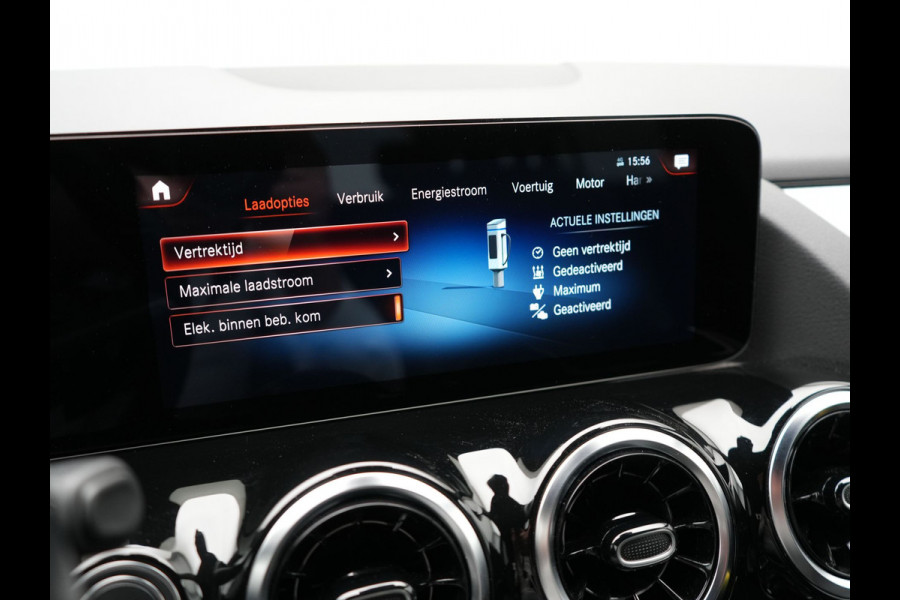 Mercedes-Benz GLA 250 e Style Plug In Hybrid 218pk Dealer O.H PHEV | Trekhaak af Fabriek | Camera | Widescreen Navi | Apple Carplay | BLIS | Parkassist | Sportstoelen Verwarmd |