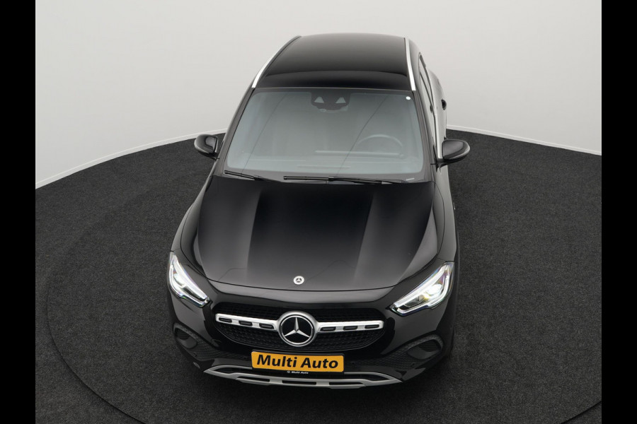 Mercedes-Benz GLA 250 e Style Plug In Hybrid 218pk Dealer O.H PHEV | Trekhaak af Fabriek | Camera | Widescreen Navi | Apple Carplay | BLIS | Parkassist | Sportstoelen Verwarmd |