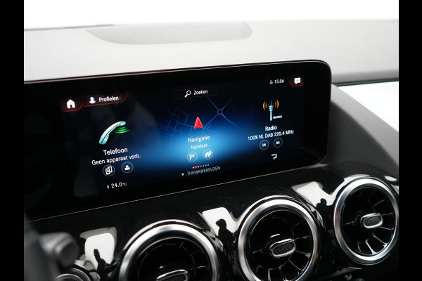 Mercedes-Benz GLA 250 e Style Plug In Hybrid 218pk Dealer O.H PHEV | Trekhaak af Fabriek | Camera | Widescreen Navi | Apple Carplay | BLIS | Parkassist | Sportstoelen Verwarmd |