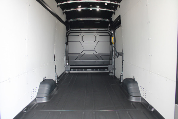 Ford Transit 350 2.0 TDCI L4H3 Trend RWD 165pk - 360 Camera - Trekhaak - Stoel/Stuur verwarming - ACC - Blindspot - Rijklaar