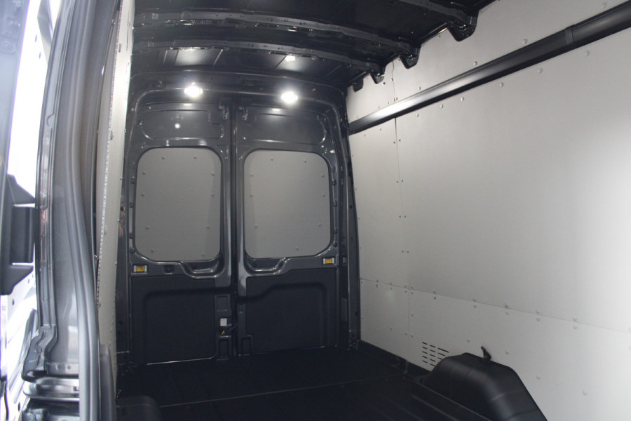 Ford Transit 350 2.0 TDCI L4H3 Trend RWD 165pk - 360 Camera - Trekhaak - Stoel/Stuur verwarming - ACC - Blindspot - Rijklaar