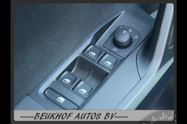 Seat Ibiza 1.0 TSI Style Business Intense Camera Parkeer Nav