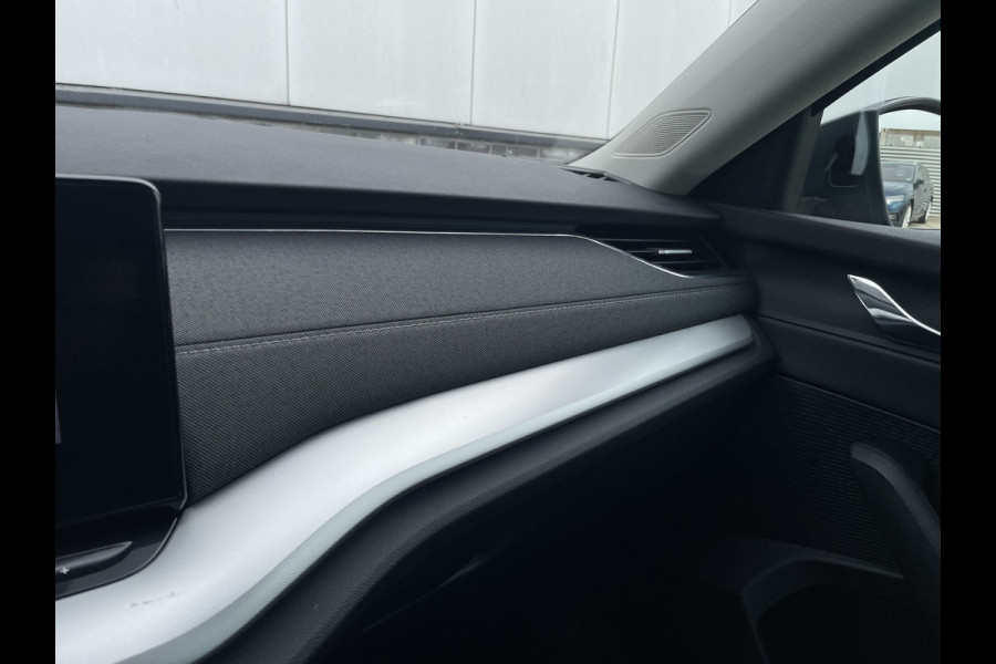 Škoda Octavia Combi 1.4 TSI iV PHEV Business Edition Plus | Head-Up | Carplay | LED | Camera | Memory | Navi | Sfeerverl.