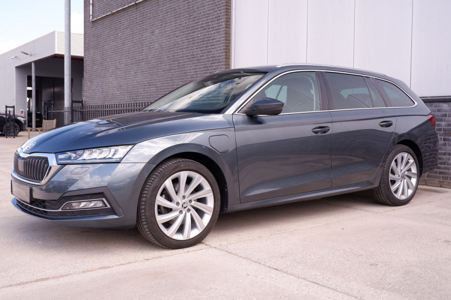 Škoda Octavia Combi 1.4 TSI iV PHEV Business Edition Plus | Head-Up | Carplay | LED | Camera | Memory | Navi | Sfeerverl.