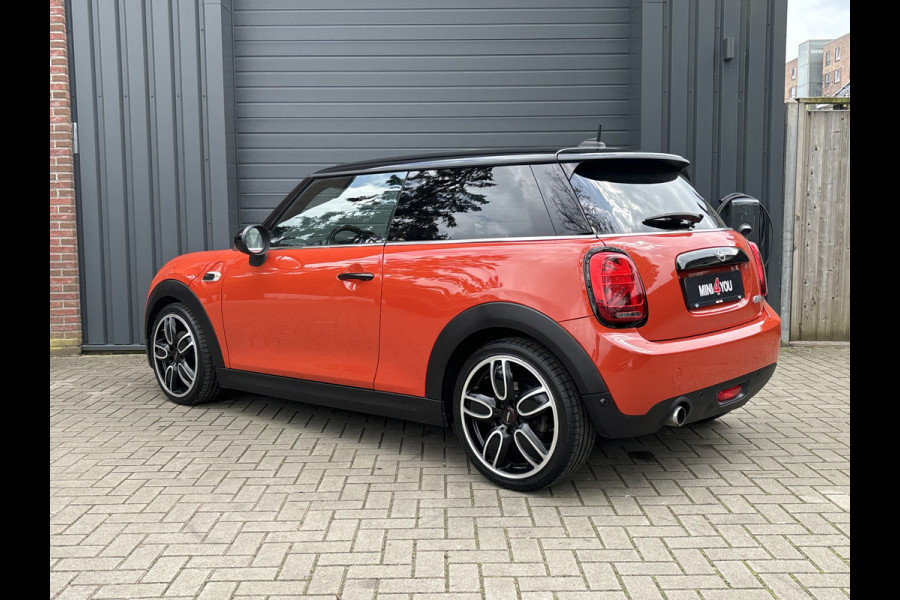 MINI 1.5 Cooper Chili - Leder - Navi - PDC - Schuif kantel - Stoelverwarming -