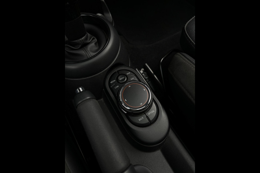 MINI 1.5 Cooper Chili - Leder - Navi - PDC - Schuif kantel - Stoelverwarming -