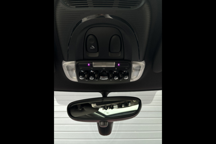 MINI 1.5 Cooper Chili - Leder - Navi - PDC - Schuif kantel - Stoelverwarming -